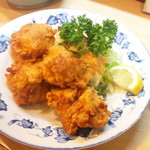 鳥春 - 鶏のから揚げ