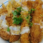 かつや - 海老・ヒレ・メンチカツ丼 690円