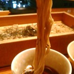 地酒とそば・京風おでん 三間堂 - [料理] 韃靼(だったん)蕎麦 麺のアップ♪ｗ