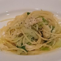 キハチ 青山本店 - ズワイ蟹のペペロンチーノ