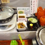 手づくり食堂 ぱんぷきん - けんちん汁、蕎麦の実粥
自家製梅干し、唐辛子の麹たまり漬