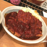 名古屋名物 みそかつ 矢場とん - わらじ