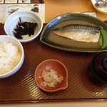 ガスト - サバの味噌煮和膳。６９９円（税抜）