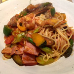 ハシヤ - いろいろ野菜とベーコンのトマトソーススパゲッティ ¥1,200 ＋ 大盛り ¥100