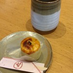 甘味喫茶 おかげ庵 - お茶の子　160円