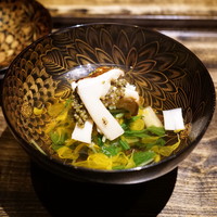 御料理 光安 - 信州の松茸と菊菜のおひたし