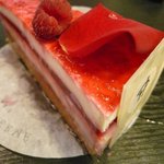 ピエール・エルメ・パリ - CheseCakeIspahan