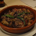 カルタゴ - パットルジャン・ムサカ （茄子とラム肉のオーブン焼き）