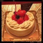 アンリ・シャルパンティエ - お誕生日ケーキ2700円