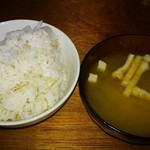 串かつ屋 ふみ勝 - ご飯･味噌汁