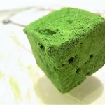 イルキアーロ - 抹茶のマシュマロ？