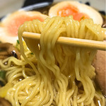 浅草名代らーめん 与ろゐ屋 - 残念ながら麺が伸びちゃってました…