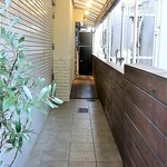 イルキアーロ - 入り口は奥のほう