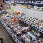 ヤオヨシ - 惣菜が頑張っています