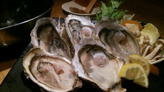 Kitano Izakaya Fuuun Ji - 生でも食べられる牡蠣をサッとしゃぶしゃぶすれば甘味が増してさらに美味しい！
