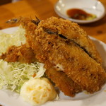 魚猫 - いわしフライ（1枚250円）