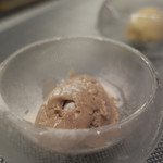 あもん ヨコ - バニラと？のアイス