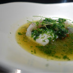 エクアトゥール - 2016/10_クエとフォアグラ ほうれん草と芽ネギを入れたバターソース