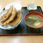 たか幸食堂 - ソースカツ丼の全容です！730円