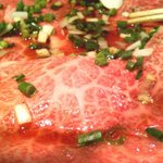 炭焼 金竜山 - 中カルビ