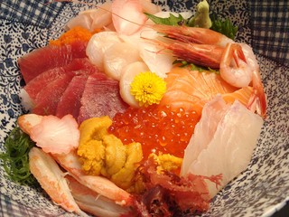 Hamabe - 一番人気の特大海鮮丼　2530円