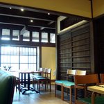 イル・ピアーノ - 店内