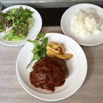 肉バル MANZO - ミッ、ミッキー⁉