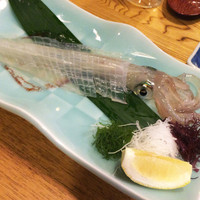 河太郎 中洲本店 - 透き通るほど新鮮なイカの活作り