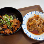 すき家 - 炭火旨だれやきとり丼並盛と牛皿並盛