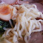 Chuugoku Ramen Youshuu Shounin - 楊州麺と命名されている　　中太麺