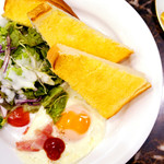 珈琲貴族エジンバラ - 彩りのバランスもステキですね^ ^