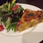 エ パタティ エ パタタ - （２０１６・１１月）安納芋とブルーチーズのキッシュ