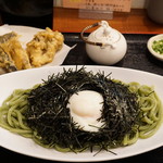 うどん sugita - のりぶっかけ（1100円）
と天ぷら（まいたけ、なす・各100円）