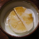 チャテオあくさん - 付け合せの大根