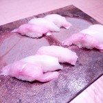 松川カレイ、ヤリイカ、ハマダイの熟成魚のにぎり