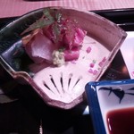 炙り本マグロと熟成したクエの刺身