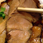 Keisuke - 肉そば醤油（味玉入り）８８０円（チャーシュー）