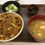 Sukiya - 牛丼 大盛り 豚汁 冷奴 ひじき煮
