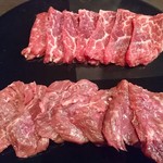 焼肉ダイニング　チャンピオン - 牛サガリと牛カルビ