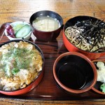 更科 - 親子丼セット