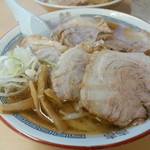 森田屋 - チャーシュー麺大盛りのアップ厚めなチャーシューが５枚ですねぇ～！
