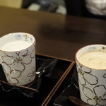 Konpeito - チャイとほうじ茶ラテ