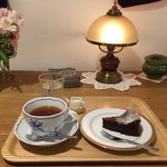 Cerceau de Caya - 今回頂いたのは、紅茶とシフォンケーキのセットです(2016.11.23)