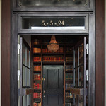 TOKYO Whisky Library - 