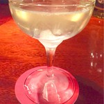 ワイ アンド エム バー・キスリング - 