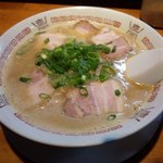 山田家乃ごん太 - チャーシュー麺