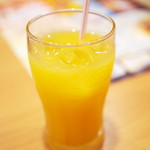 Gasuto - ドリンクバーの「
                      オレンジ100%」