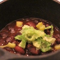 エチョラ - 前菜　トロサ産黒豆の煮込み