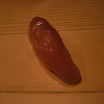 鮨処 つく田 - 鮭 大助の腹須。