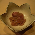 鮨処 つく田 - ごま鯖ならぬ ごま鯵。